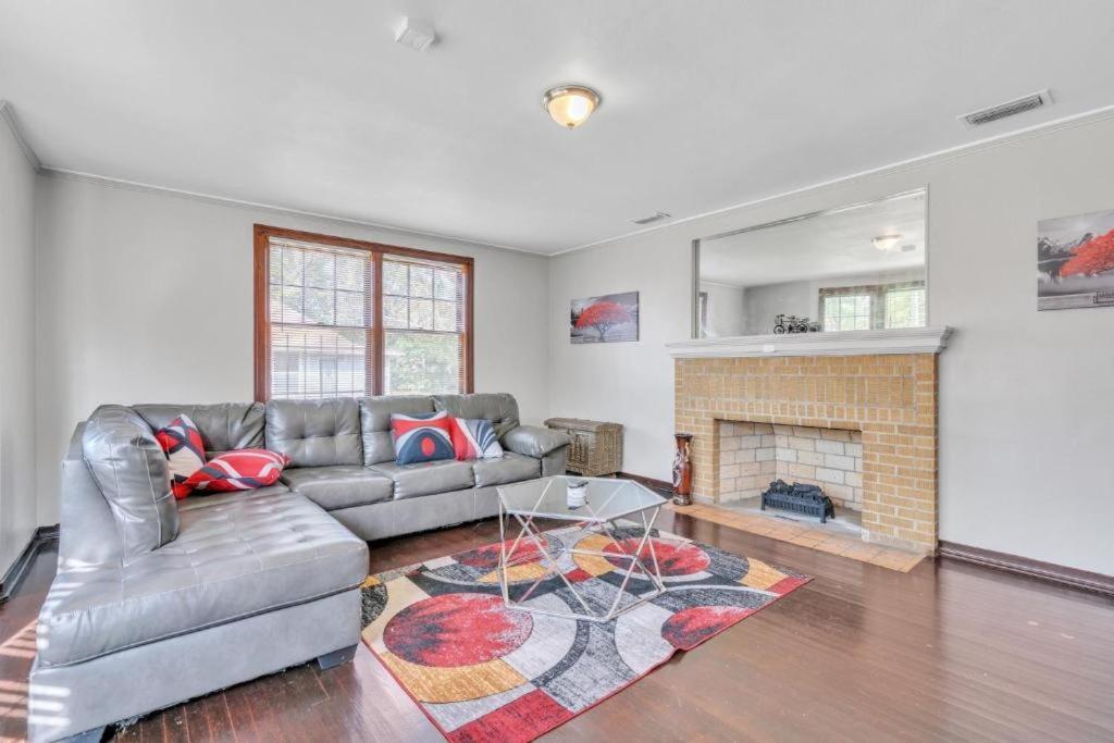 Comfy Pet Friendly Home In Jacksonville Mins To Downtown'S Dış mekan fotoğraf